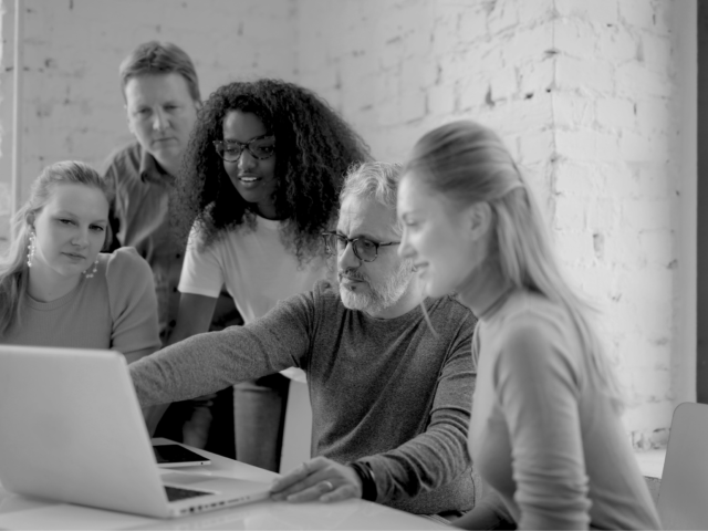 Collaboration and Teamwork 2024: Tips for Building High-Performing Team Project Management