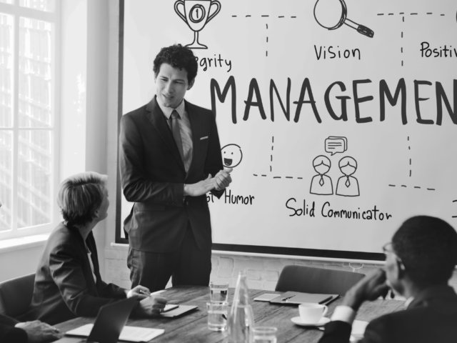 Project Management Strategies for B2B Companies in 2024