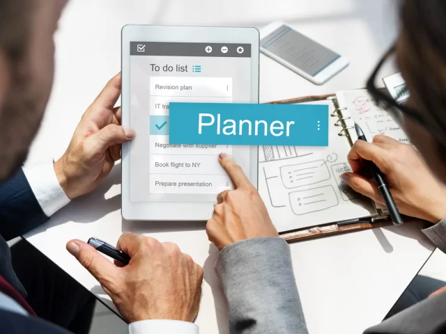 The Ultimate Project Management Checklist for 2025: A Guide for Canada