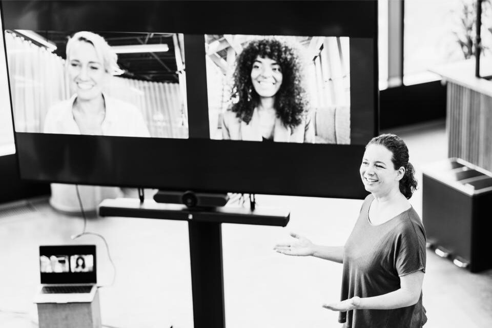 How to Implement Hybrid Project Management Models