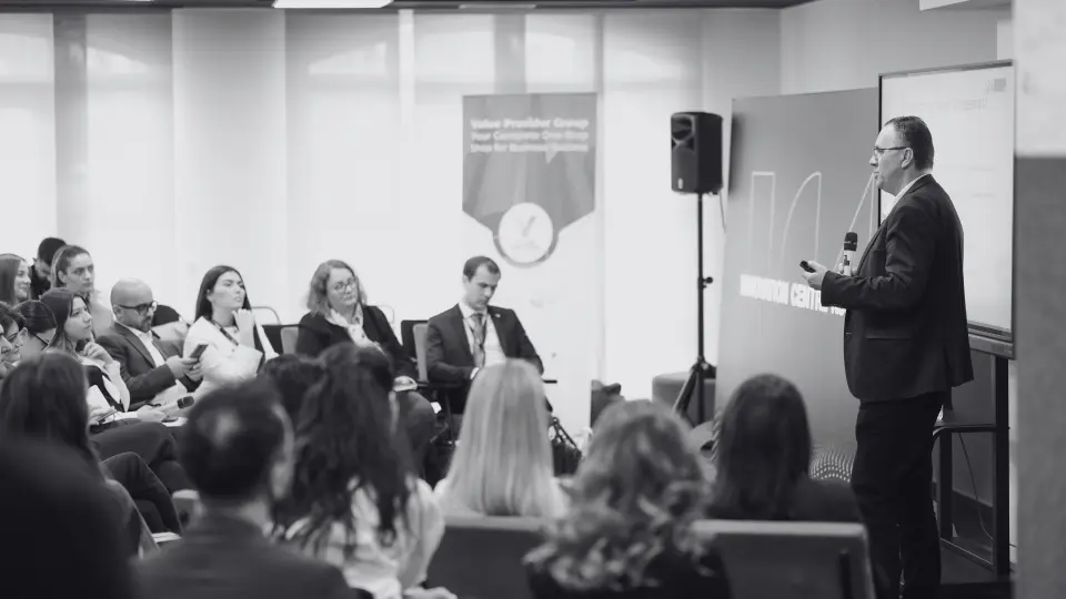 Transformimi Digjital dhe Roli i Trajnimeve në Menaxhimin Agile të Projekteve në Ballkanin Perëndimor